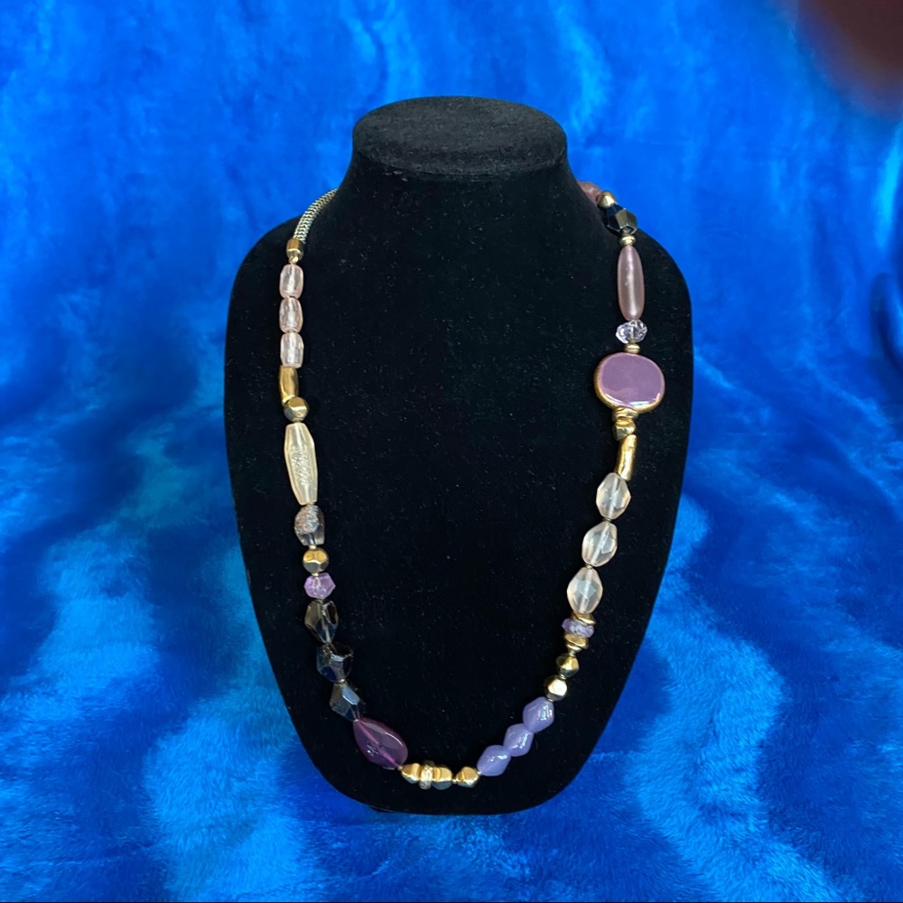 Chicos NWOT Necklace in plum colors
